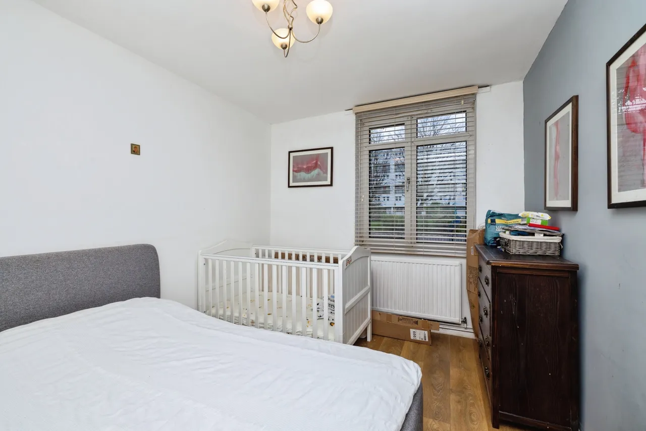 Dickens Estate, London, SE16, photo 8