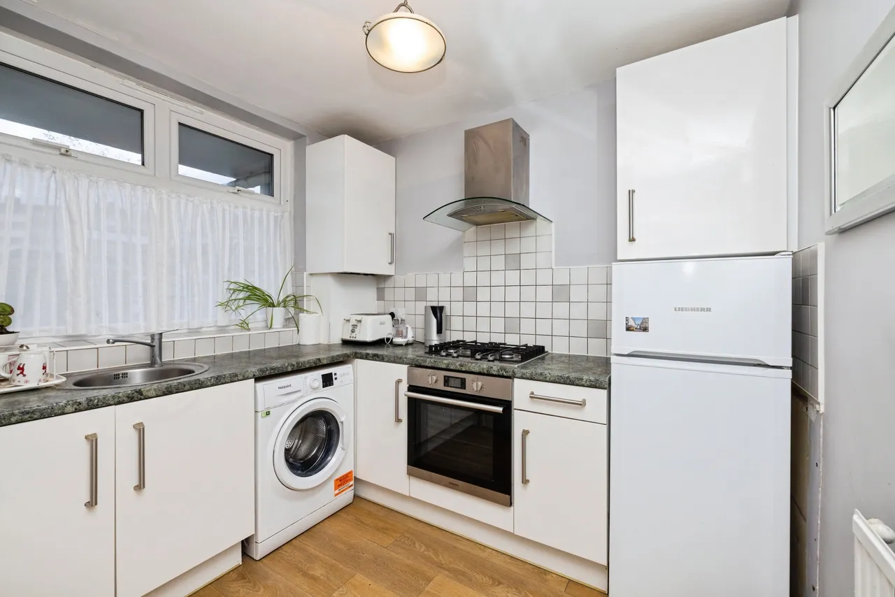 Dickens Estate, London, SE16, photo 7