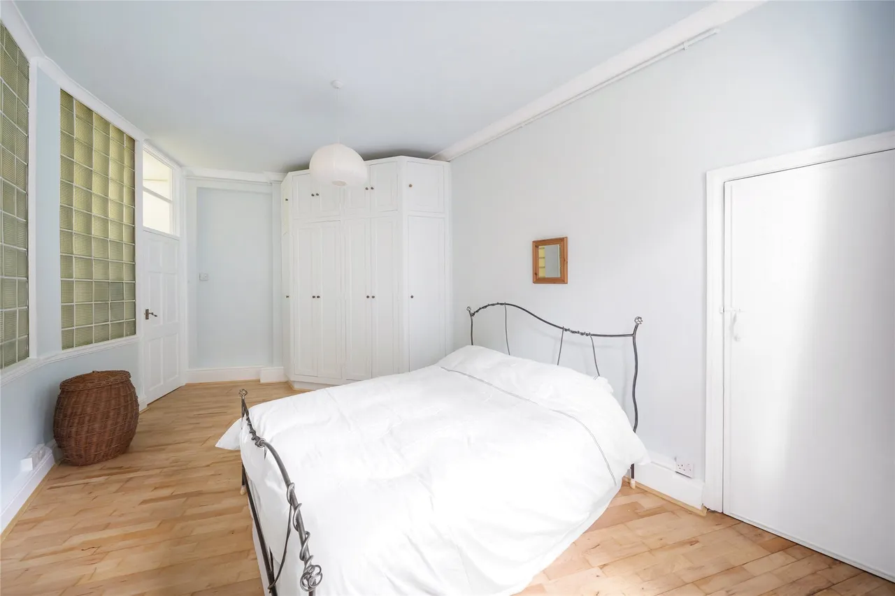 Bassett Road, London, W10, photo 9