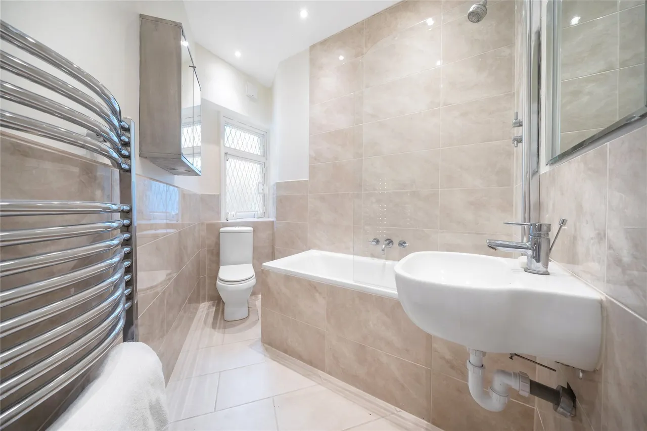 Bassett Road, London, W10, photo 8