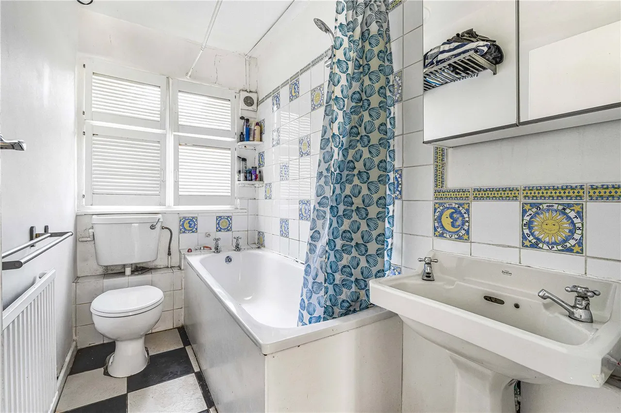 Thornhill Court, Crescent Road, Crouch End, London, N8, photo 9