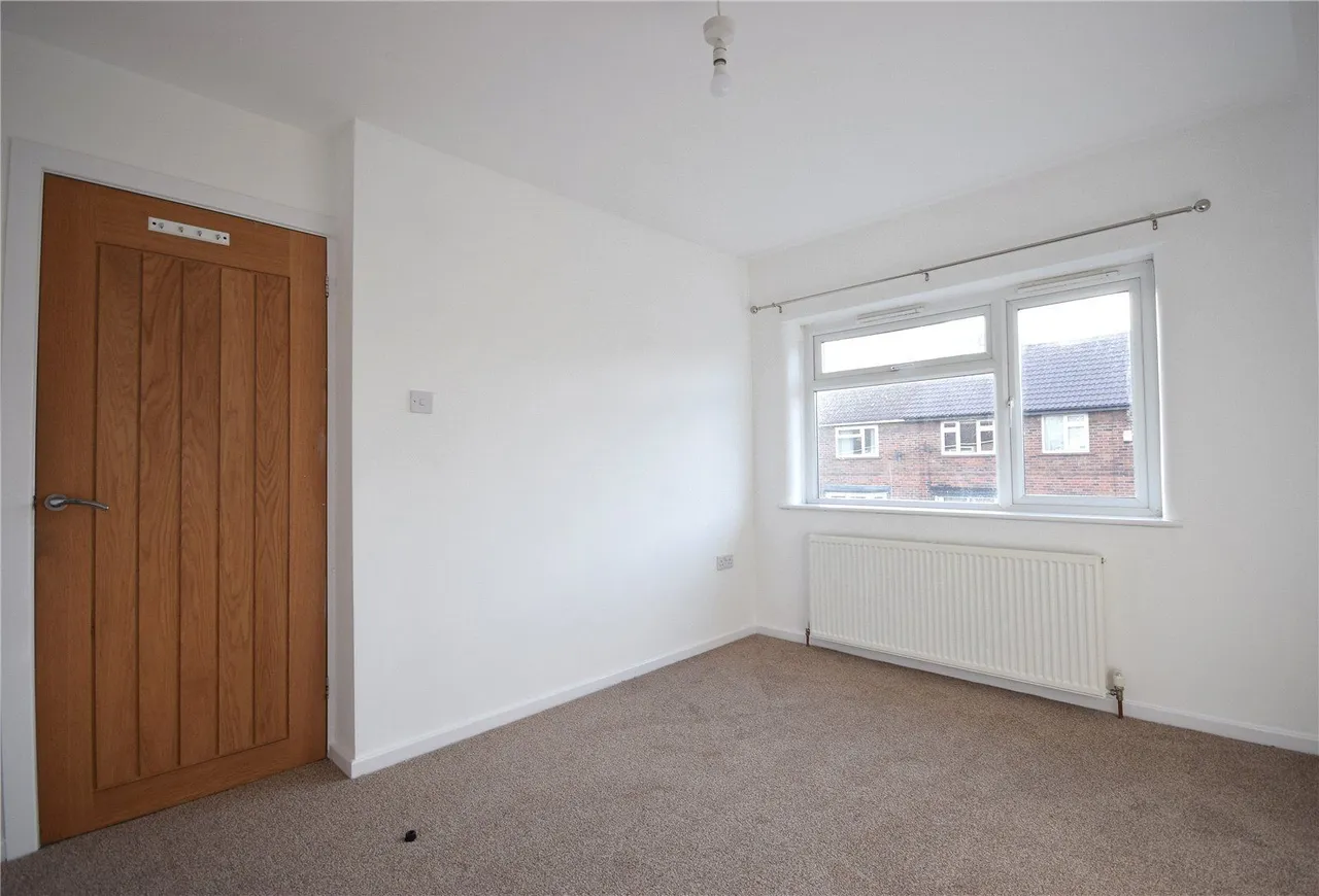 Westway, Farsley, LS28, photo 4