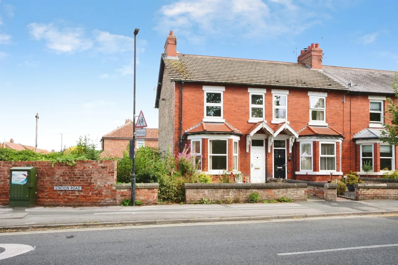 Station Road, Haxby, York, photo 2