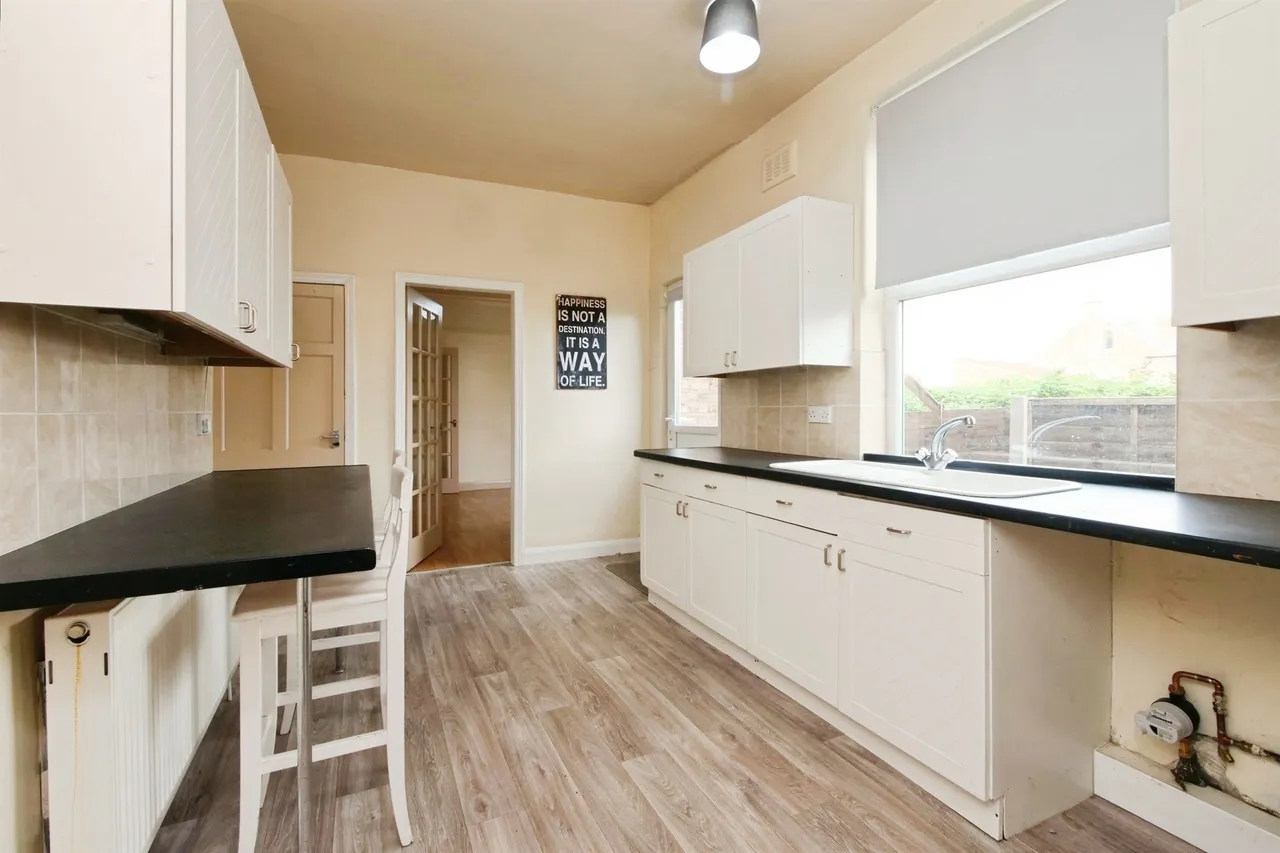 Station Road, Haxby, York, photo 8