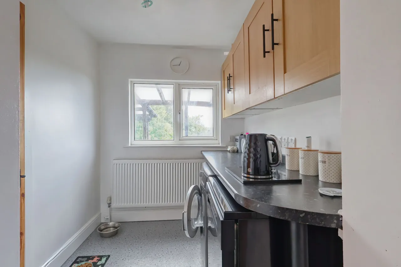 Totteridge Road, High Wycombe, HP13, photo 6