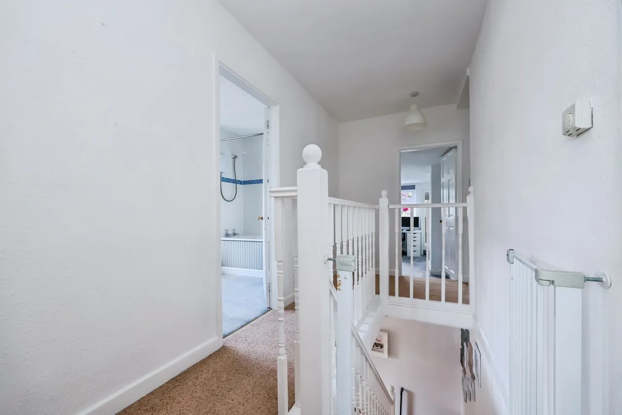 Nottingham Road, Gotham, NG11, photo 15