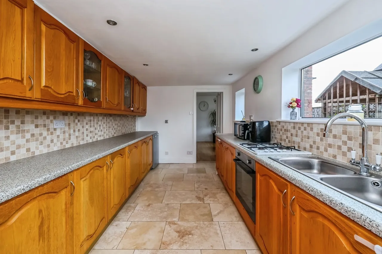 Nottingham Road, Gotham, NG11, photo 8