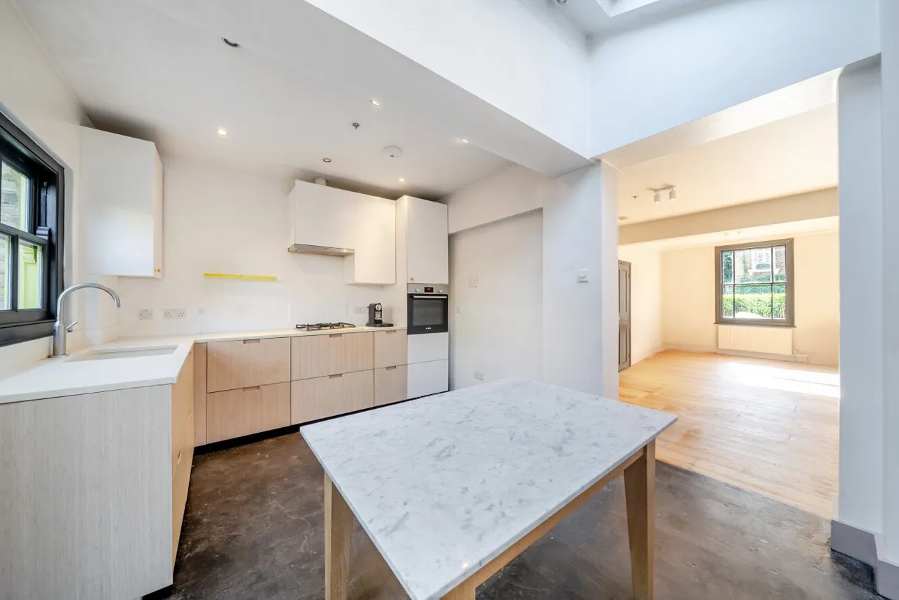 Tyneham Road, Battersea, SW11, photo 4