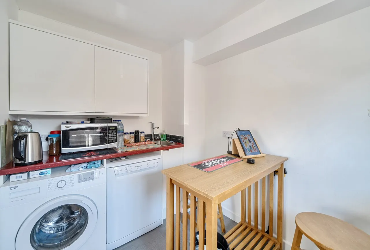 Moorend Park Road, Cheltenham, GL53 0LA, photo 2