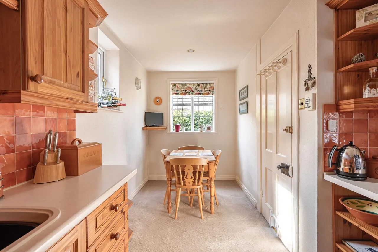 Trafalgar Avenue, Skegness, PE25, photo 11