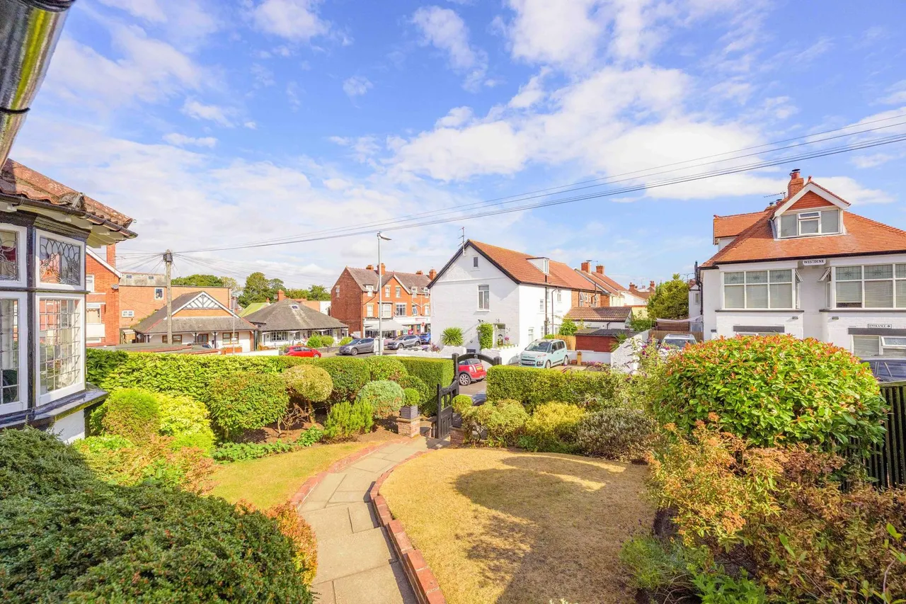 Trafalgar Avenue, Skegness, PE25, photo 34