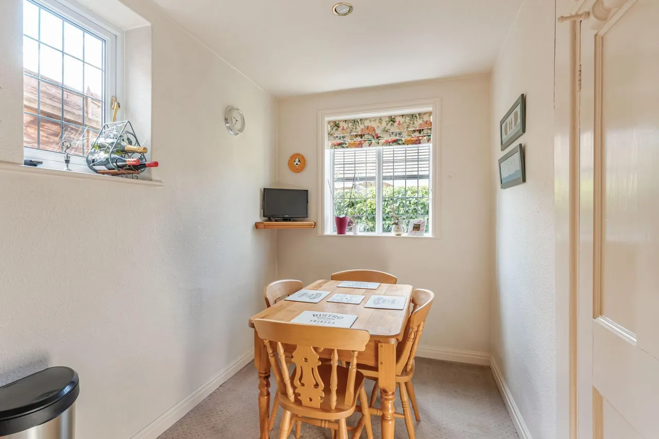 Trafalgar Avenue, Skegness, PE25, photo 12