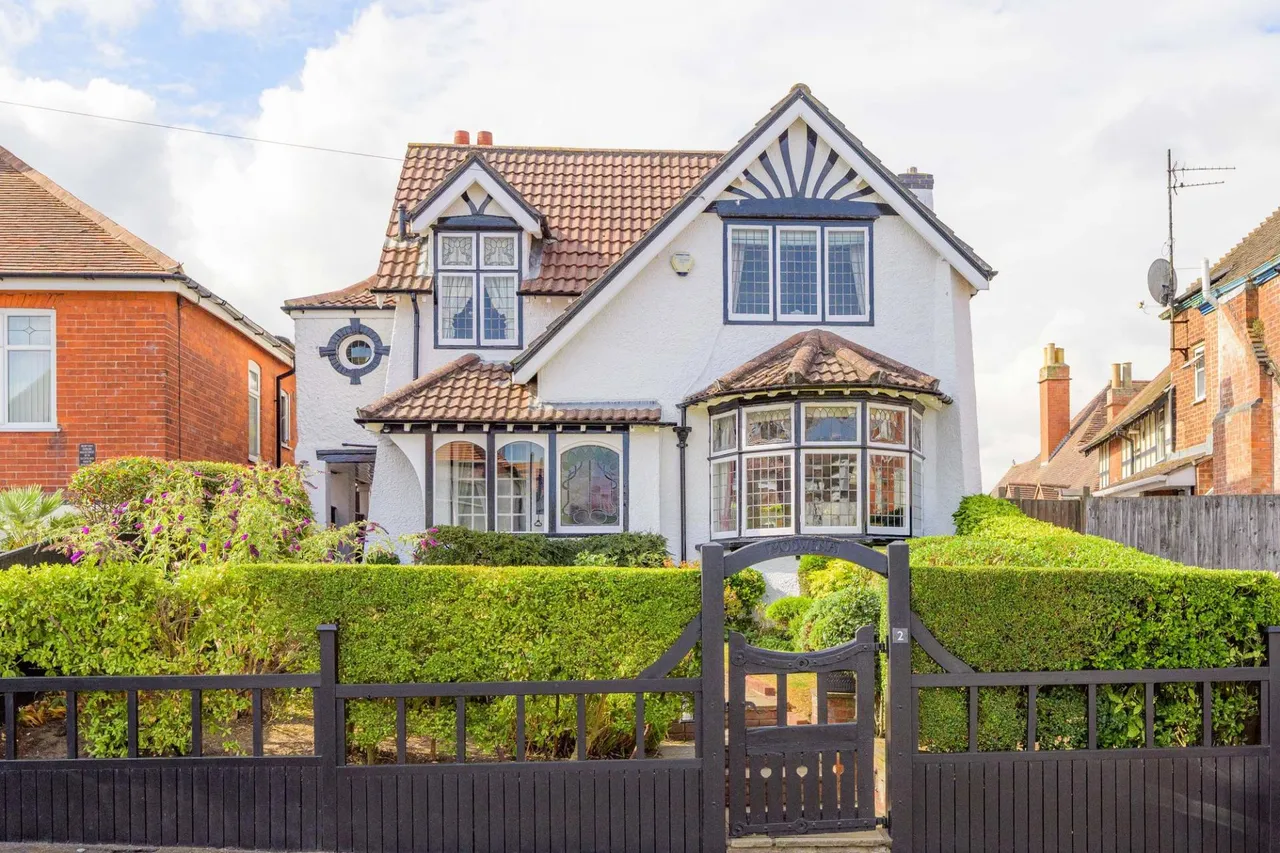 3 bed house for sale, Trafalgar Avenue, Skegness, PE25