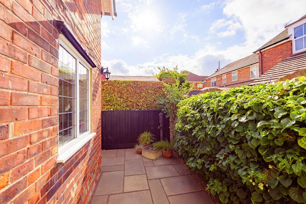 Trafalgar Avenue, Skegness, PE25, photo 29