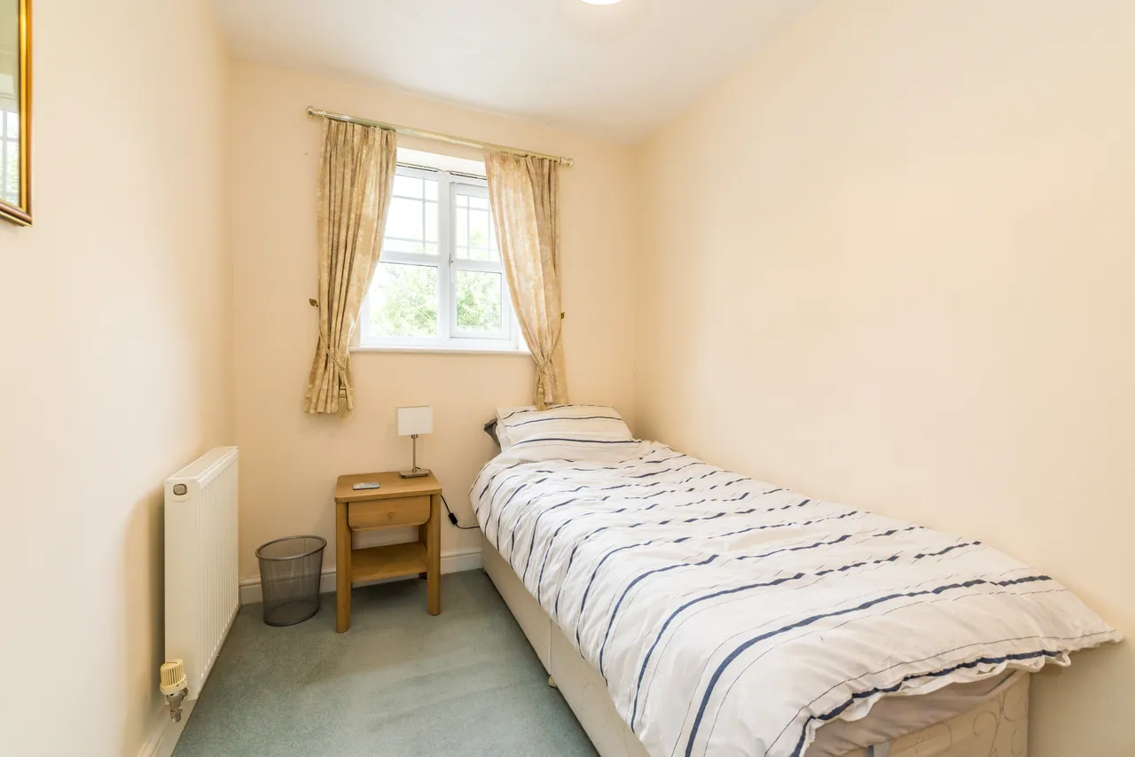 Grove Lane, Standish, WN6, photo 11
