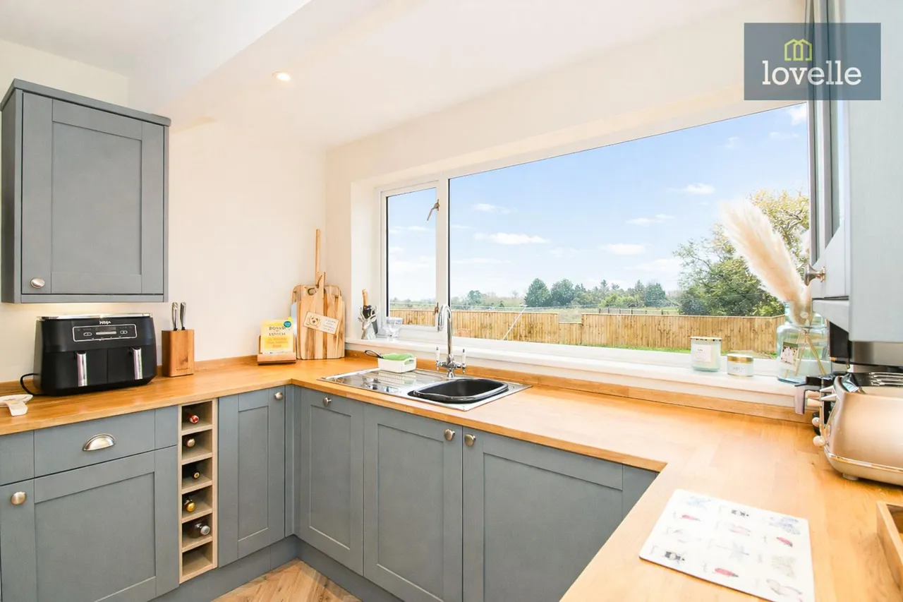 Laburnum Crescent, Louth, LN11, photo 6