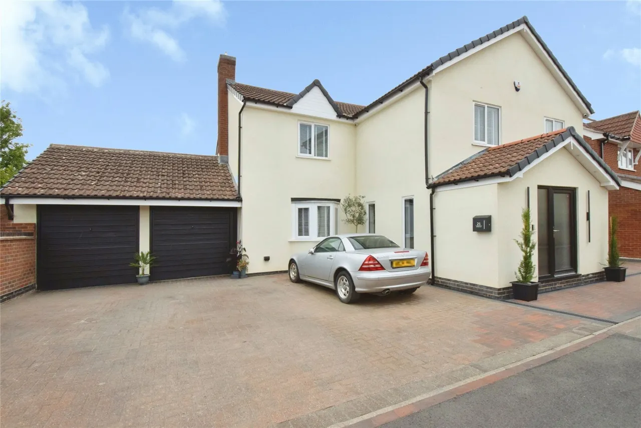5 bed house for sale, Arndale, Wigston, LE18