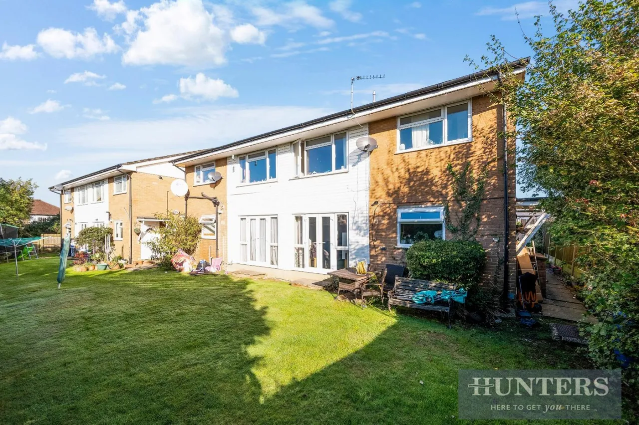Bisley Close, Worcester Park, photo 9