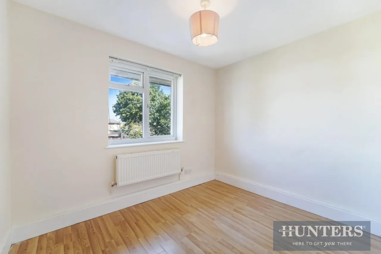 Bisley Close, Worcester Park, photo 10