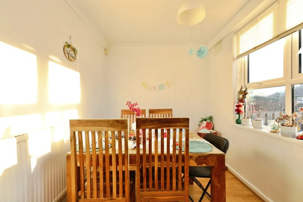 Yew Lane, Sheffield, South Yorkshire, S5, photo 5
