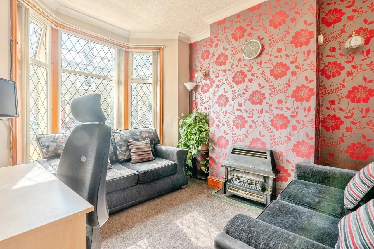 Thurston Street, Burnley, BB11, photo 2