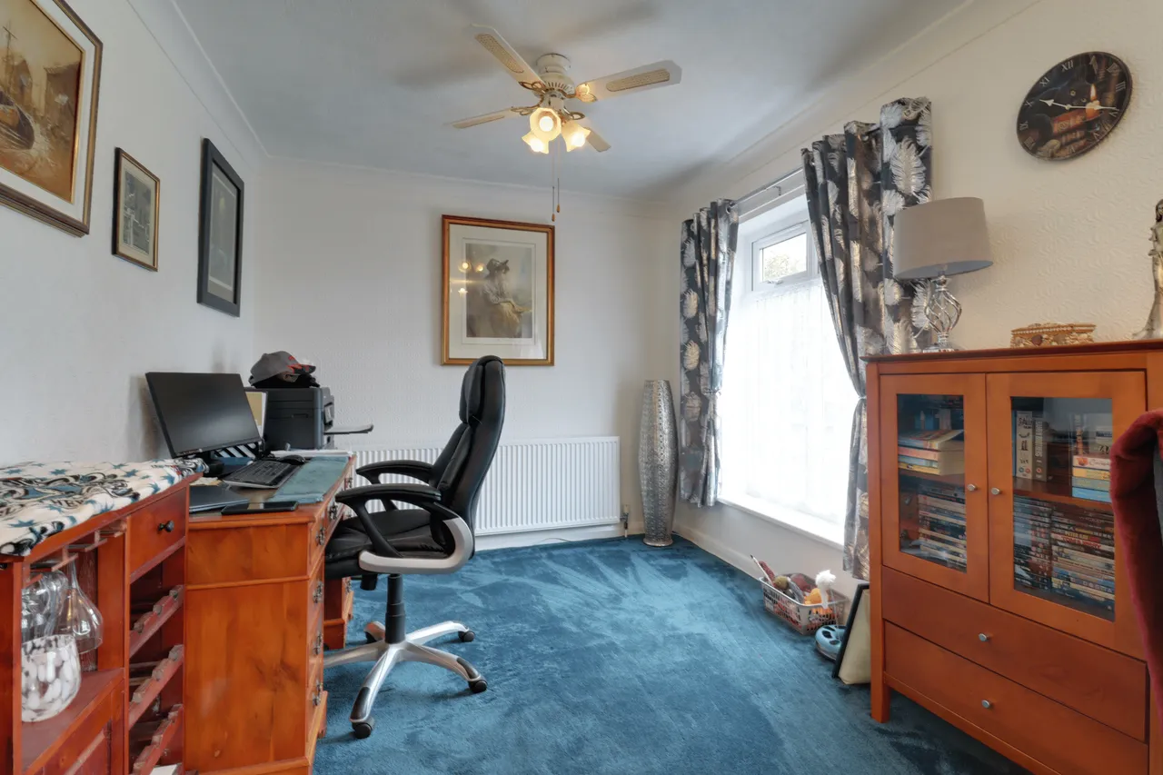 St. Peters Avenue, Scunthorpe, DN16, photo 7