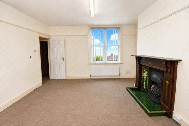 Strawberry Bank, Blackburn Centre, Blackburn, Lancashire, BB2, photo 4