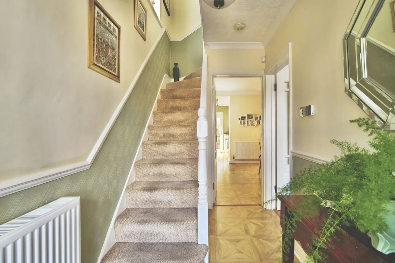 Kingshill Avenue, Romford, RM5, photo 9
