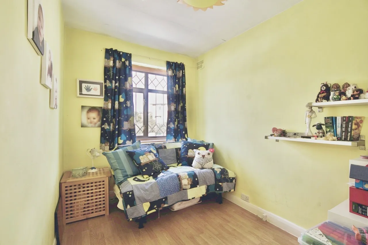 Kingshill Avenue, Romford, RM5, photo 16