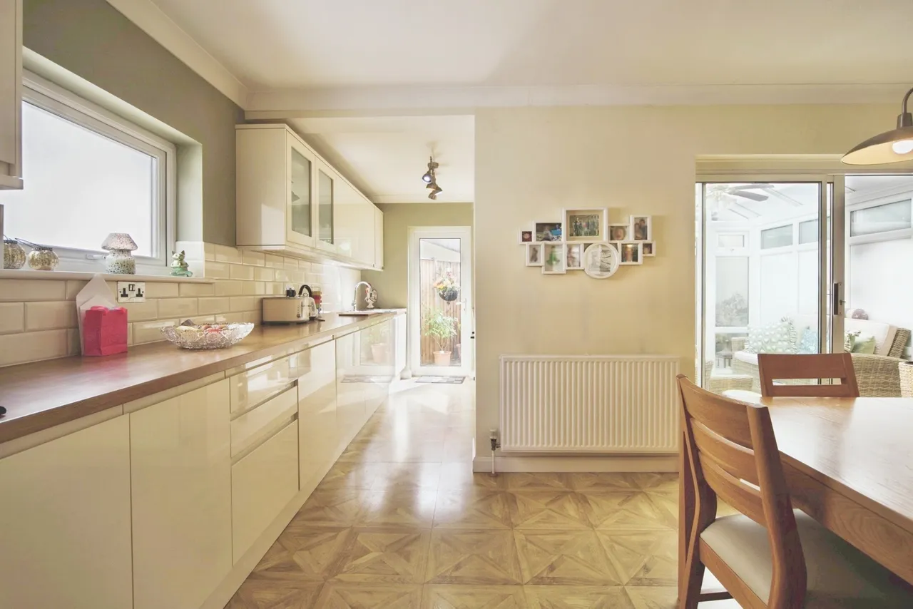 Kingshill Avenue, Romford, RM5, photo 6