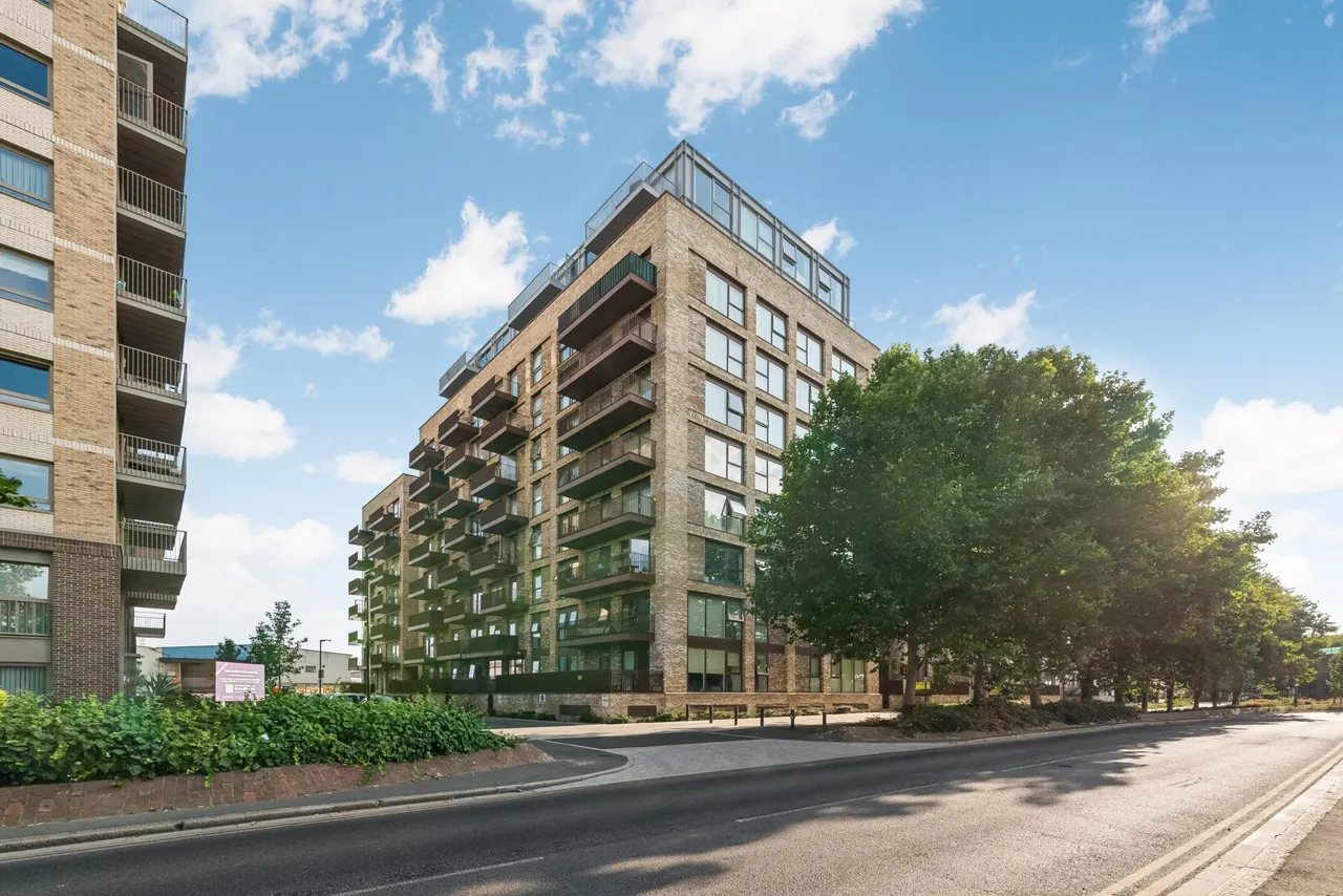 Wray Avenue, London, E16, photo 12