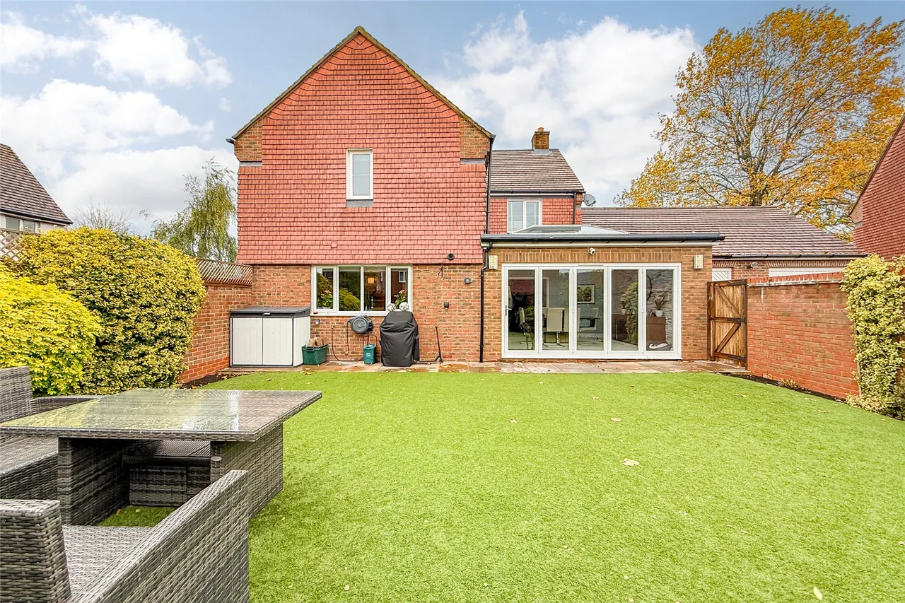 Old School Drive, Wheathampstead, Hertfordshire, AL4 8FH, photo 12