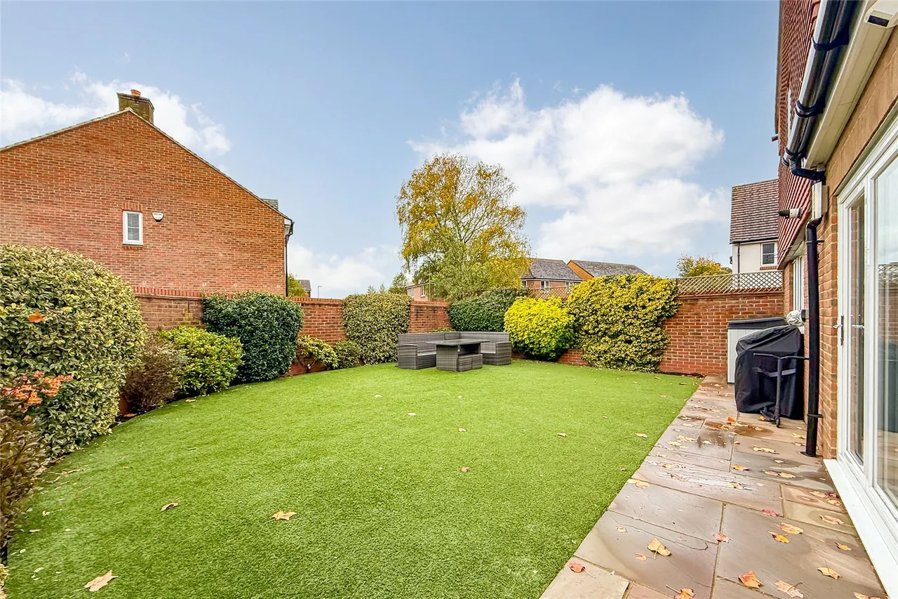 Old School Drive, Wheathampstead, Hertfordshire, AL4 8FH, photo 11