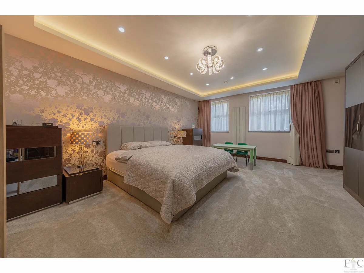 Blackthorn Lane, Oadby, LE2, photo 28
