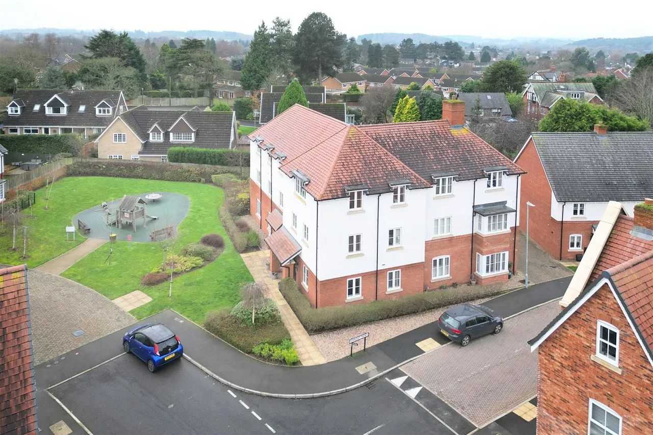 Durrant Mews, Hagley, Stourbridge, photo 10