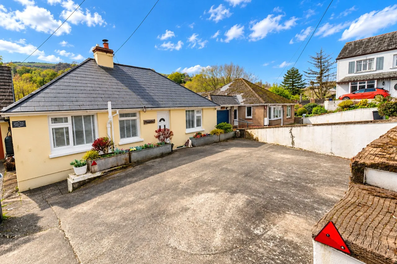 3 bed house for sale, Lynton Road, Combe Martin, EX34
