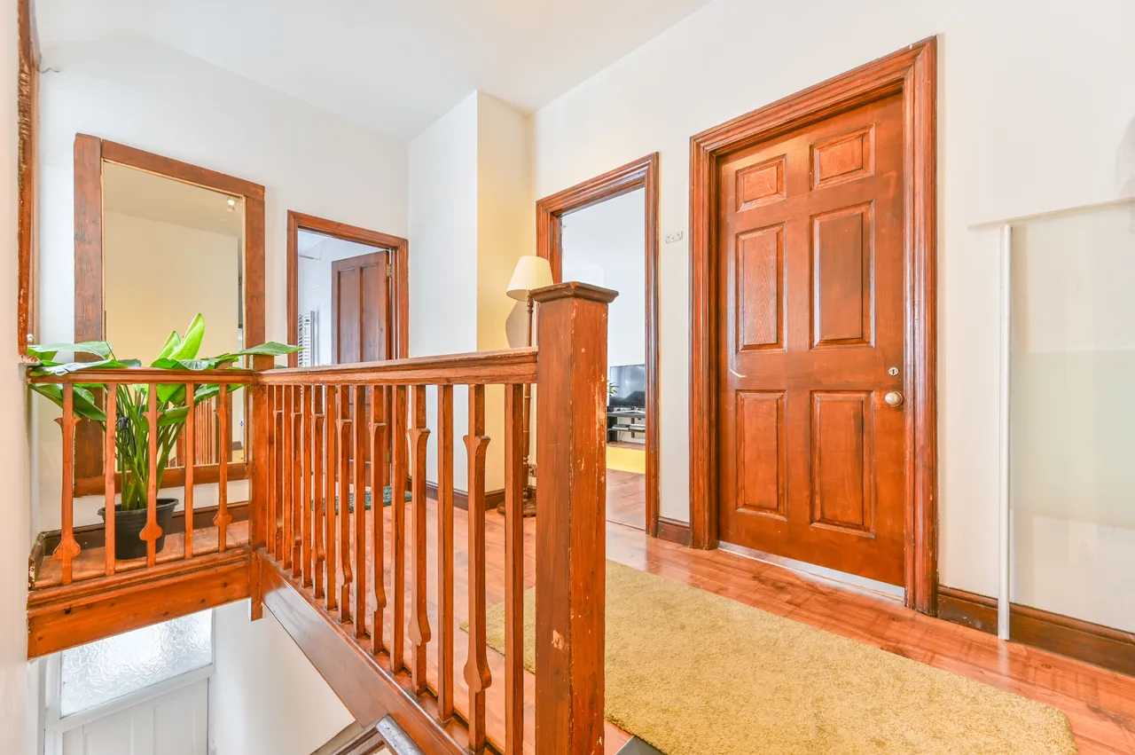 64 Oxgate Gardens, London, photo 8