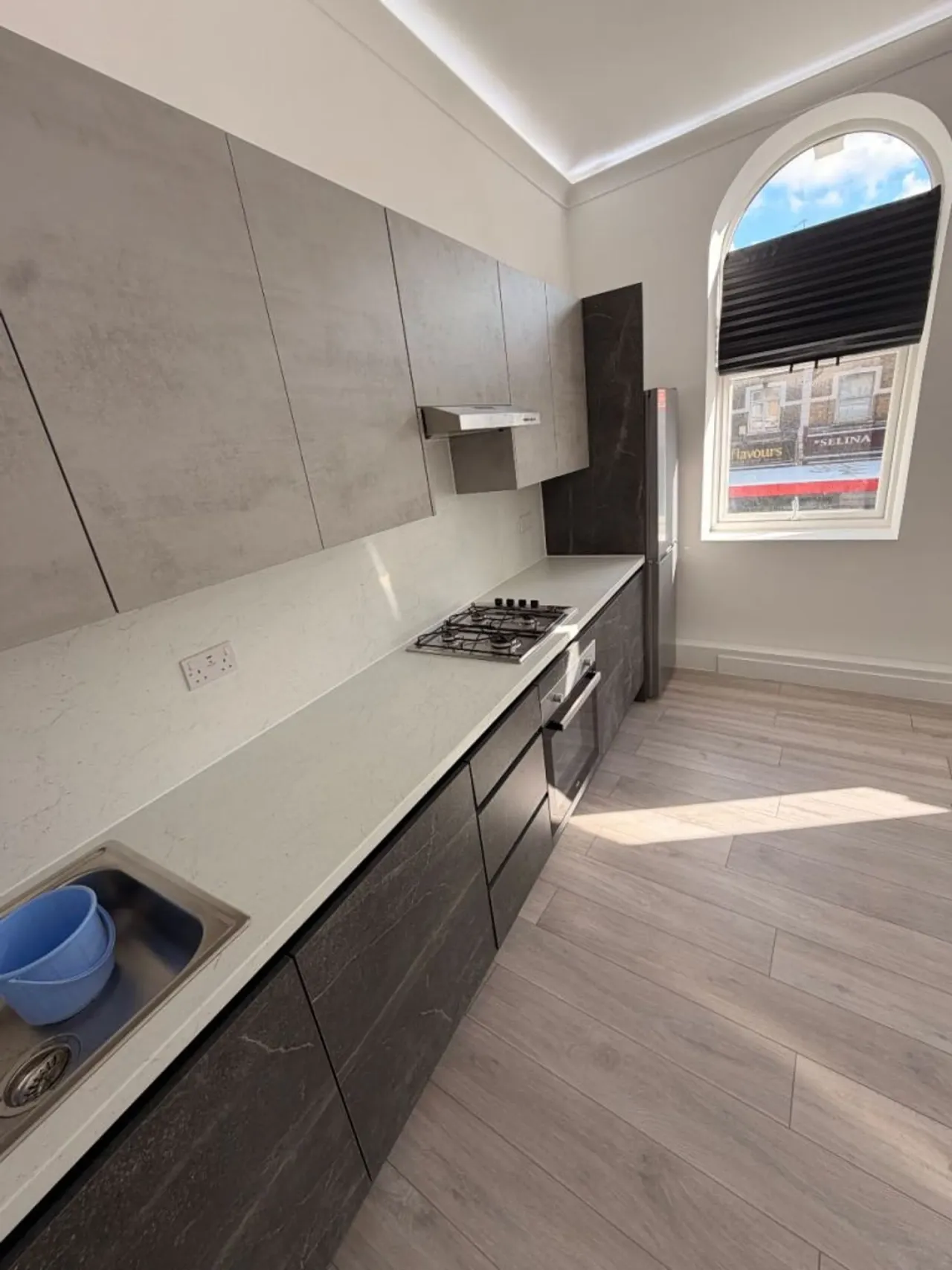 Acre Lane, London, SW2, photo 8