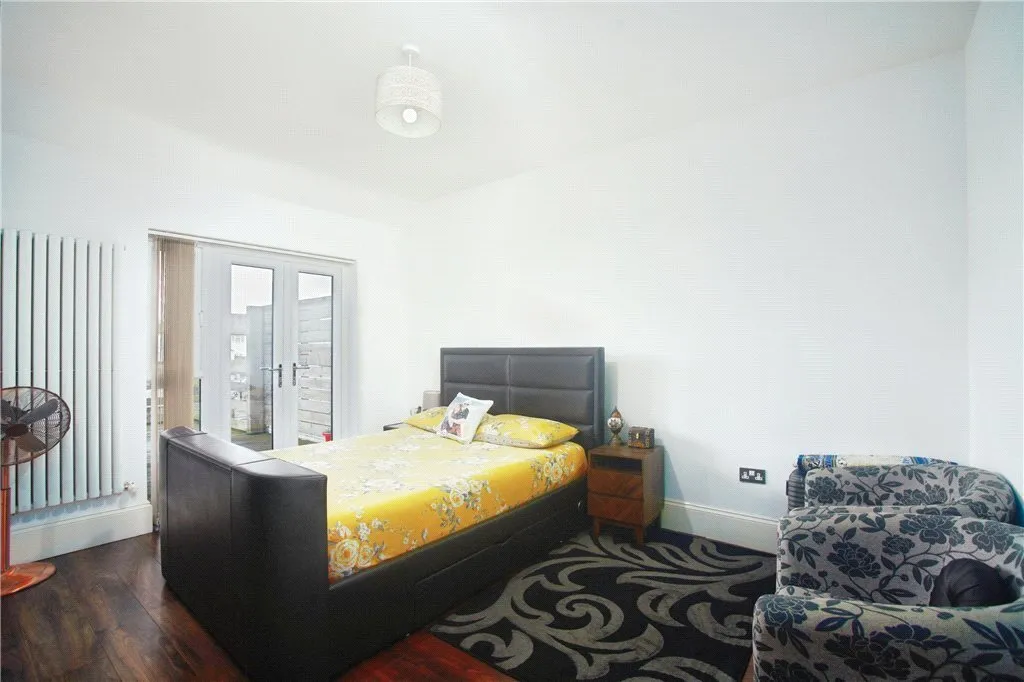 Norbury Crescent, London, SW16, photo 11