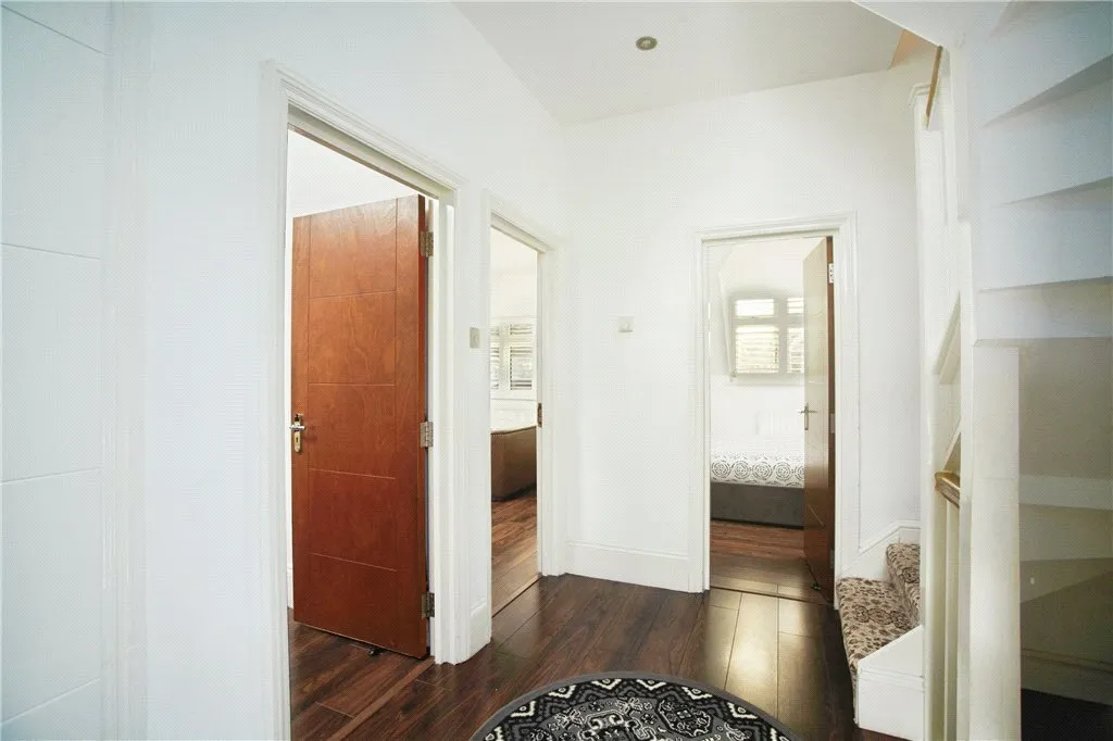 Norbury Crescent, London, SW16, photo 16