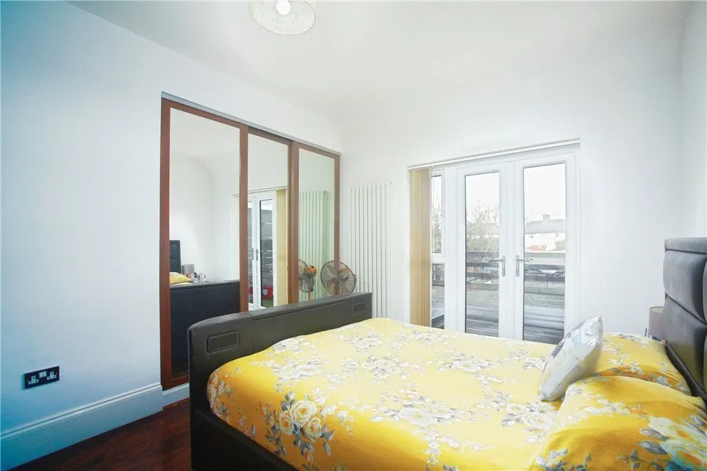 Norbury Crescent, London, SW16, photo 9
