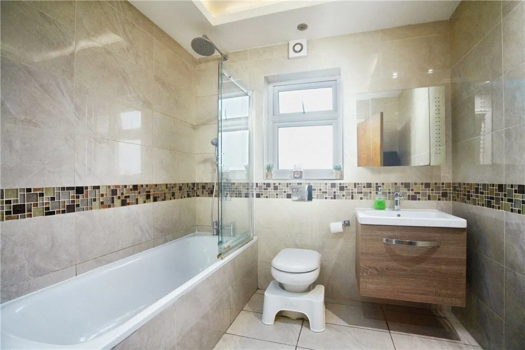 Norbury Crescent, London, SW16, photo 14