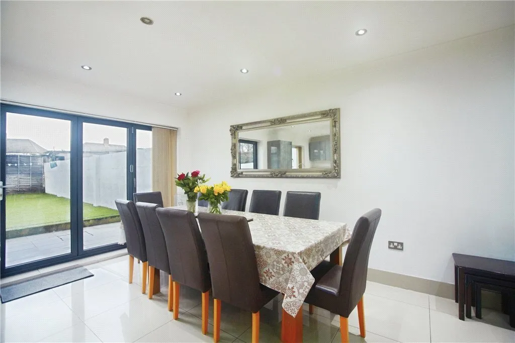Norbury Crescent, London, SW16, photo 4