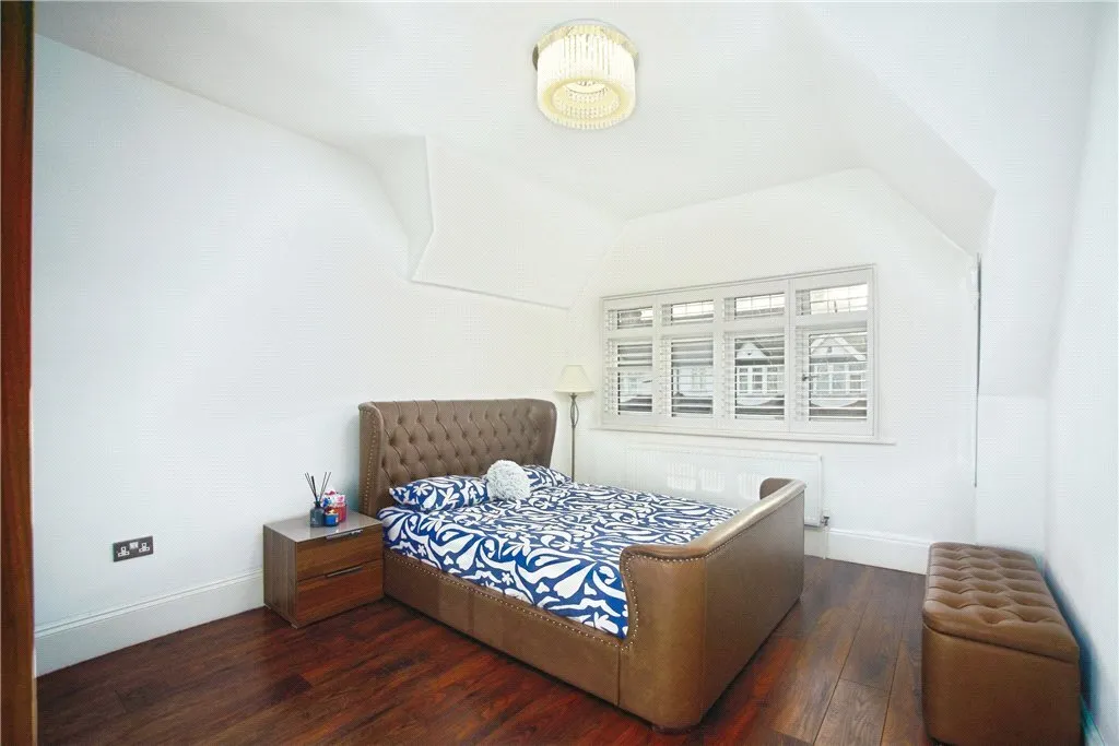 Norbury Crescent, London, SW16, photo 12