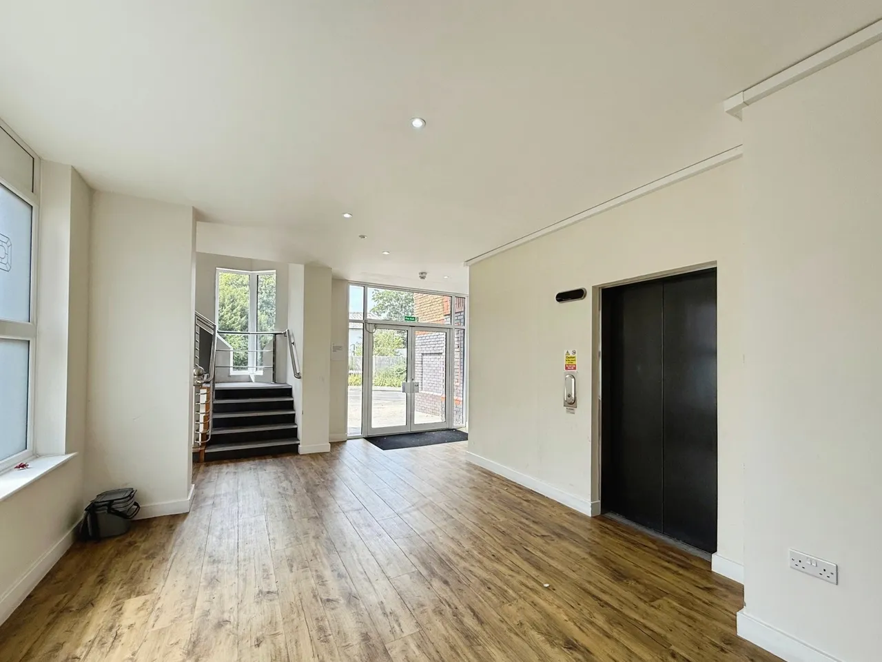 Winchester Road, Basingstoke, Hampshire, RG21 8UE, photo 6
