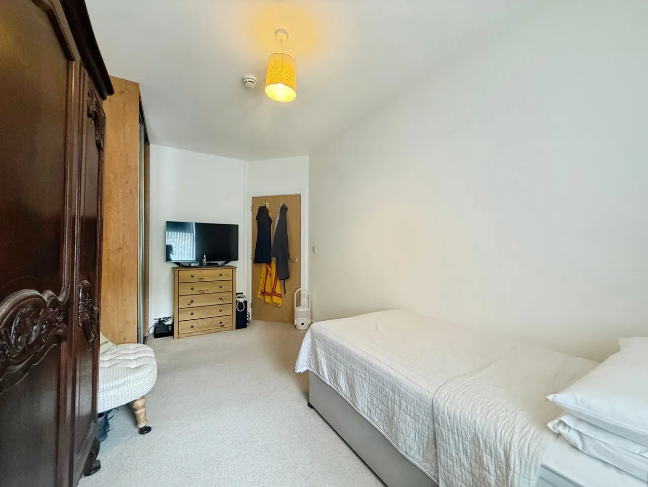 Winchester Road, Basingstoke, Hampshire, RG21 8UE, photo 8