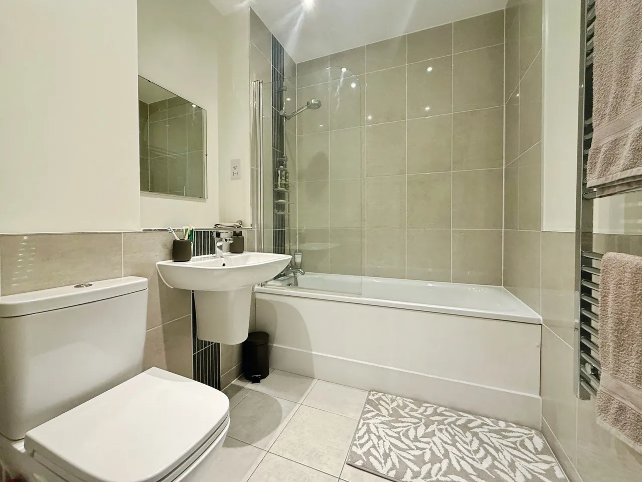 Winchester Road, Basingstoke, Hampshire, RG21 8UE, photo 9