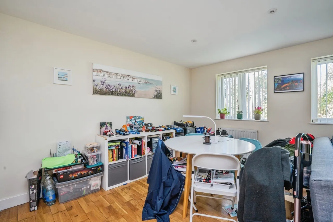 The Spinney, Denmead, PO7, photo 12
