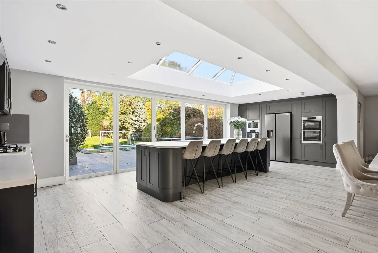 Hawkewood Road, Lower Sunbury, TW16 6HL, photo 10
