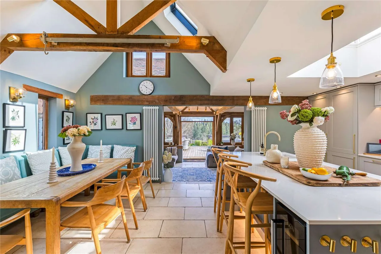 Lodsworth, Petworth, GU28, photo 4